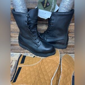NEW Bates 11460 Gore-TexPolice Military Combat Boots Men's Sz 8 XW With Inserts!